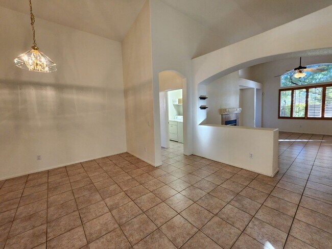 Foto del edificio - Charming Single-Story Pulte Home in a corn...