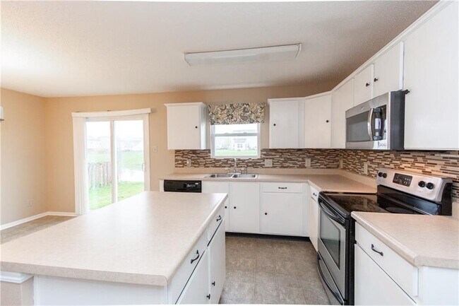 Foto del edificio - 8104 Crackling Ln