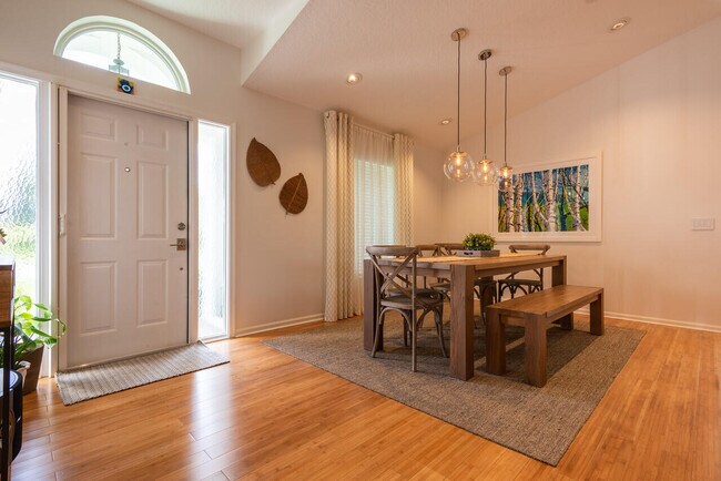 Foto del edificio - 13108 Meadowbreeze Dr