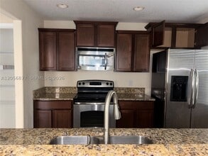 Building Photo - 360 Carina Cir