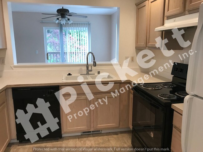 Building Photo - Charming Ridgetop 3 bedroom