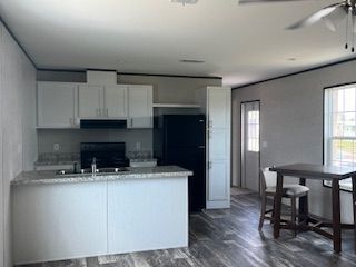 Building Photo - 7642 Ratan Cir
