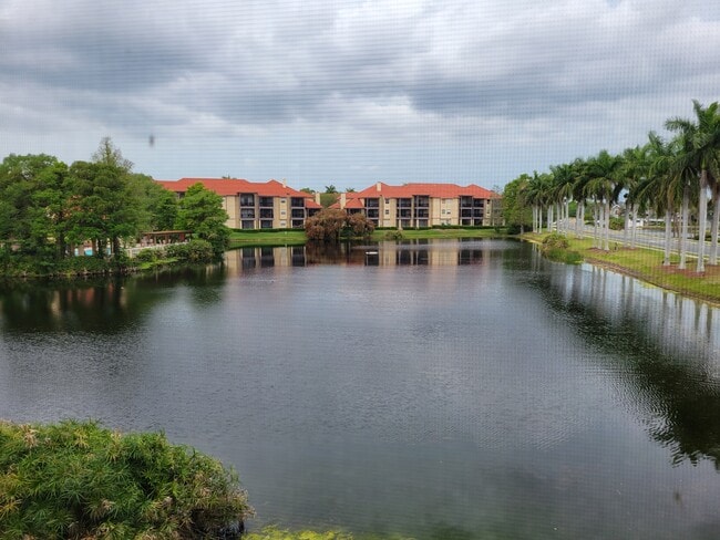 Building Photo - 2400 Feather Sound Dr
