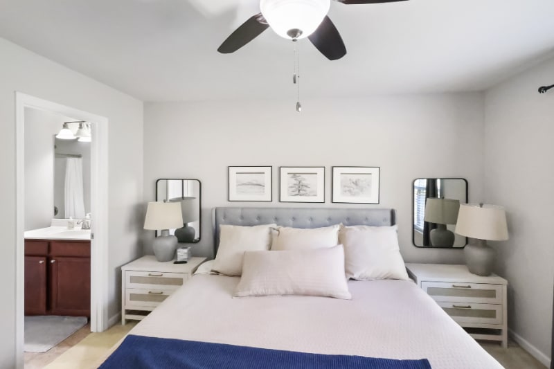 Foto principal - 100 Stratford Lakes Dr