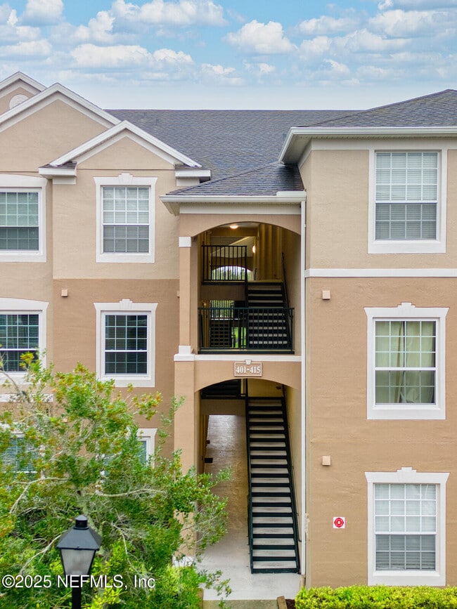 Foto del edificio - 7990 Baymeadows Rd