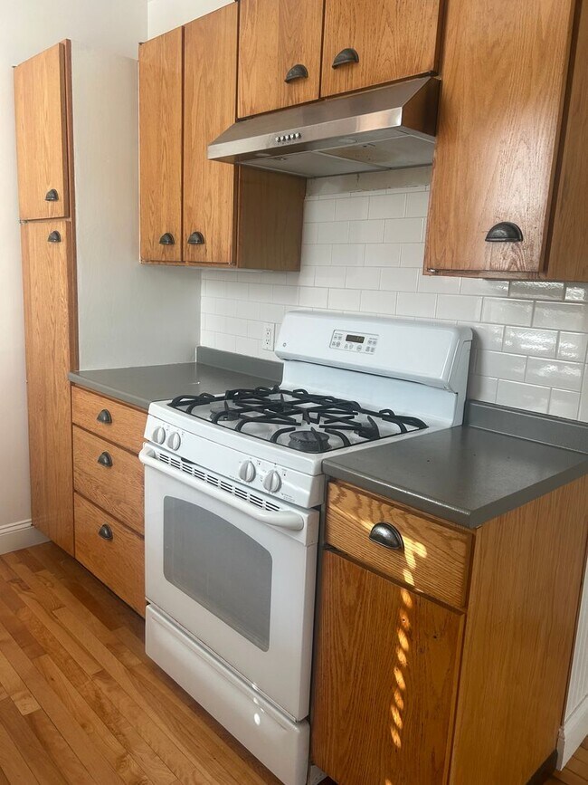 Foto del edificio - Beautiful 3BR/1.5BA Home Available Septemb...