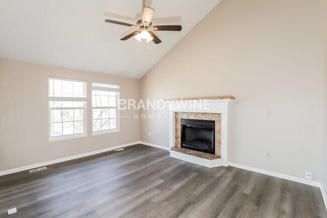 Foto del edificio - 1626 S Whitney Dr