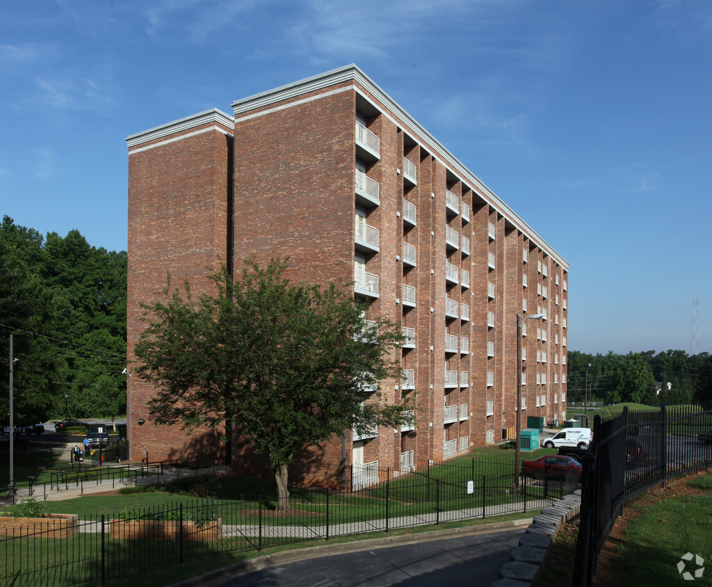 Building Photo - East Lake Tower