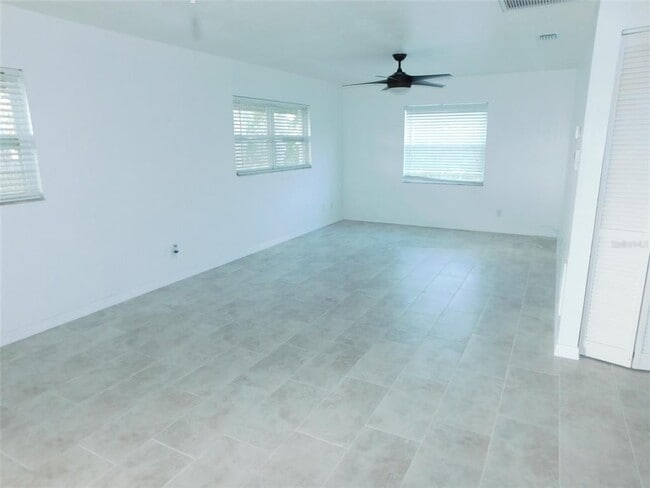 Building Photo - 1241 Turner St