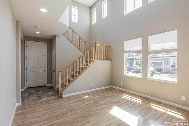 Building Photo - 2721 Moet Ln