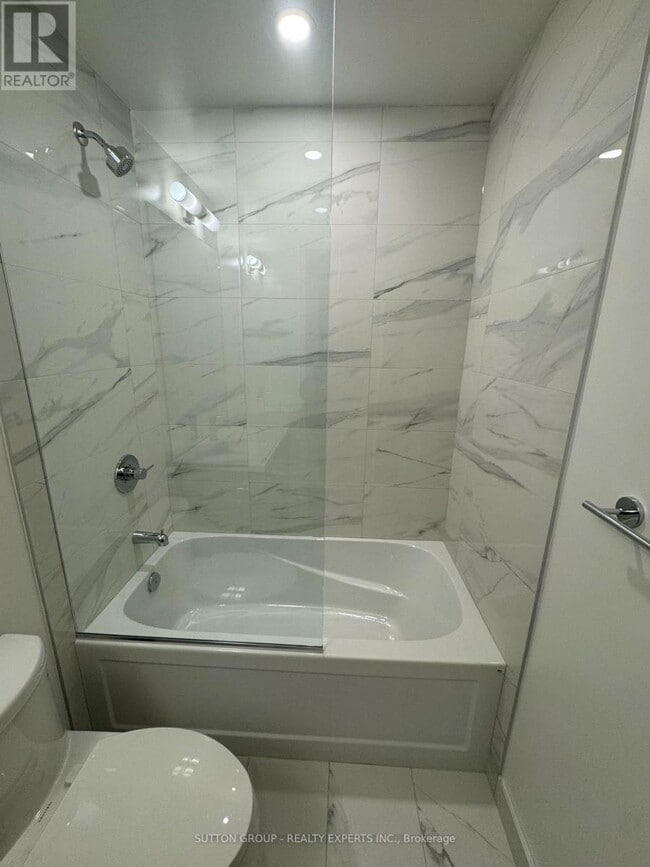 Building Photo - 8 Interchange Wy