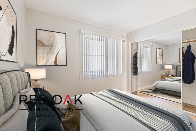 Foto del edificio - ~2 Weeks FREE~ Incredible Two-Bedroom with...