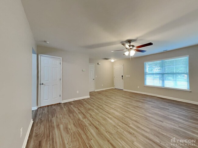 Foto del edificio - 2820 Wild Poplar Way