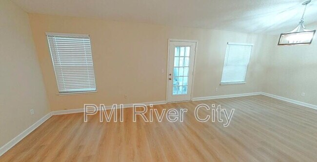 Foto del edificio - 502 Tidal Wave Ln