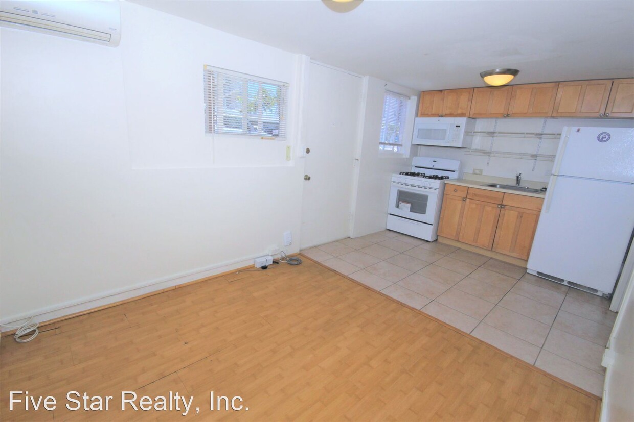 Primary Photo - 758 Isenberg St