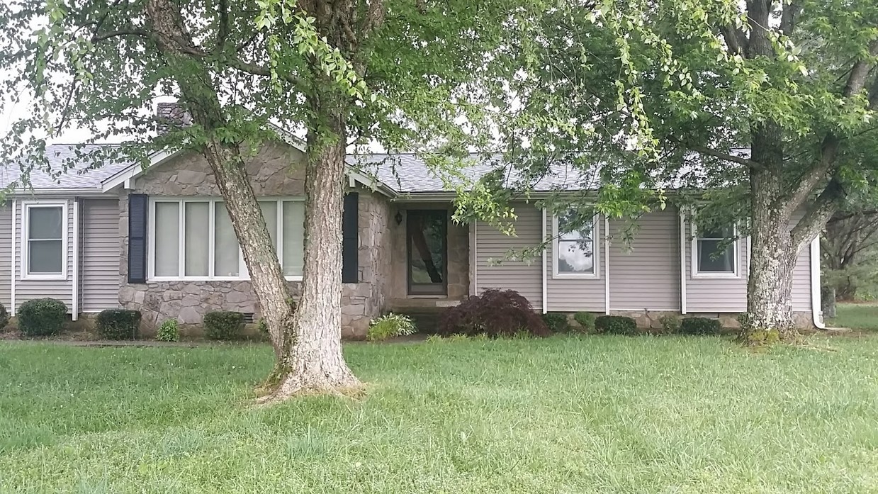 Primary Photo - 470 S Rd