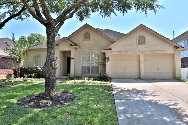 Building Photo - 4530 Springfield Lakes St