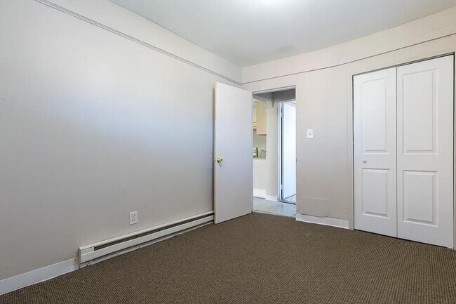 Foto del edificio - 14825 Joy Rd