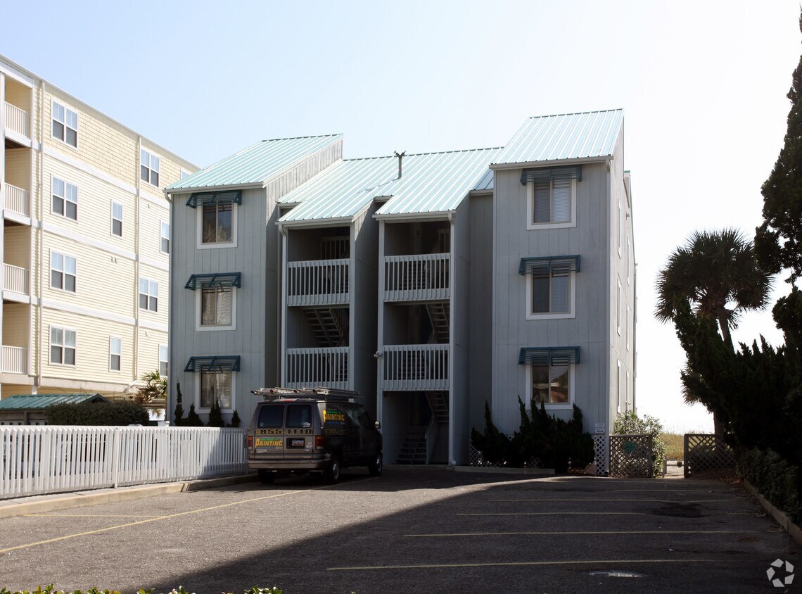 Sea House Villas Apartments North Myrtle Beach, SC