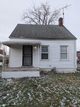 Building Photo - 5045 Farmbrook St