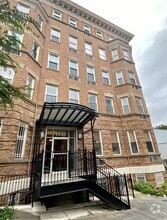 Building Photo - 1415 Chapin St NW