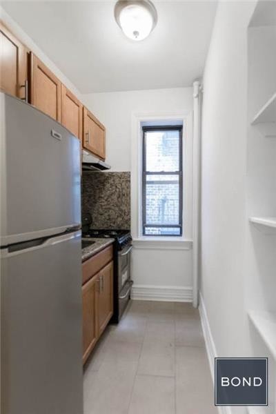 Foto del edificio - 338 E 70th St