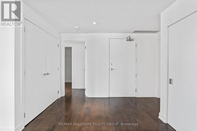 Photo du bâtiment - 20 Daly Ave