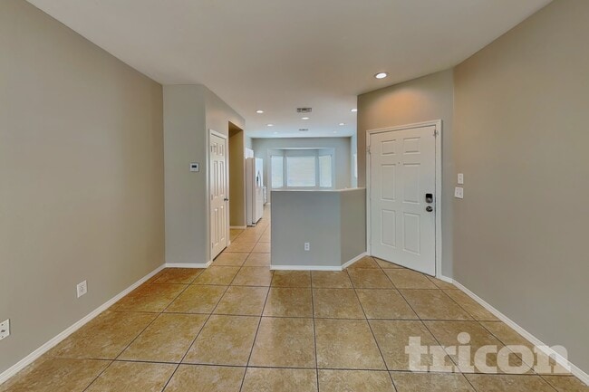 Building Photo - 10625 Chicksaw Cedar Ct