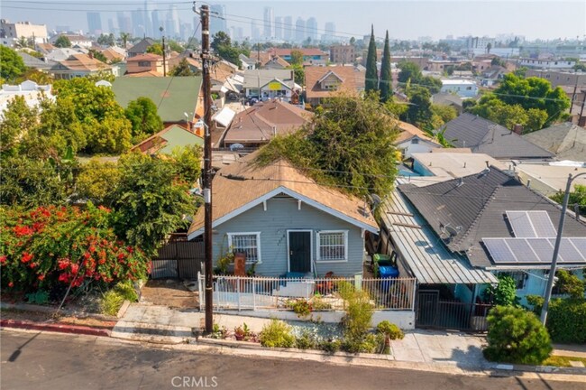 Foto del edificio - 1714 Walton Ave