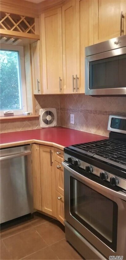 Primary Photo - 33 Prospect St