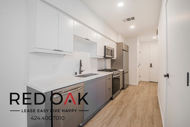 Foto del edificio - 1100 W Temple St