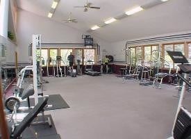 Photo - 2BR/2BA, vaulted ceilings, pool, parking, W/D included, more! (SC308) House