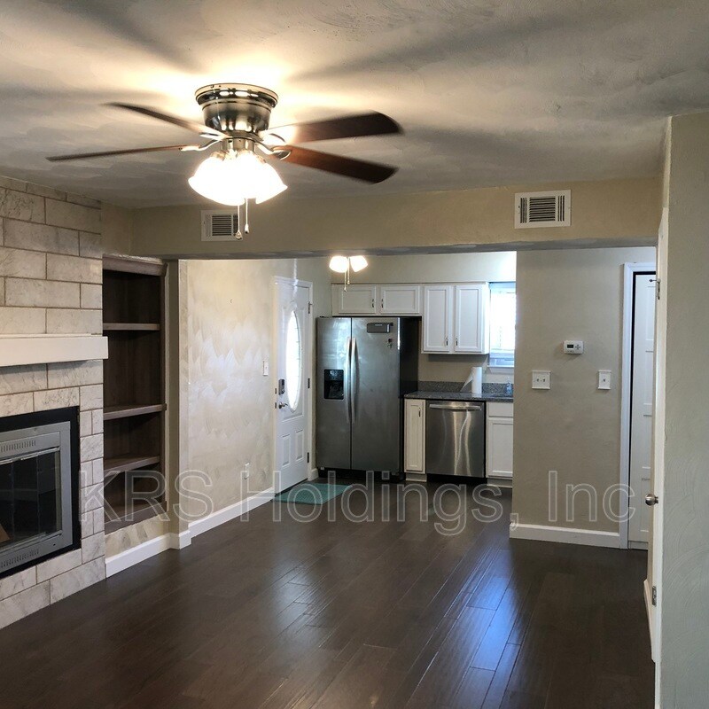 Primary Photo - 1311 E Oceanview