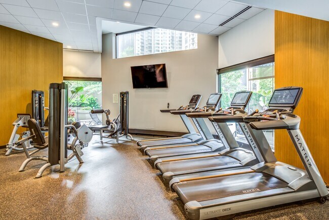 Foto del edificio - Asbury Plaza