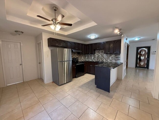 Building Photo - 1238 Shiloh Dr