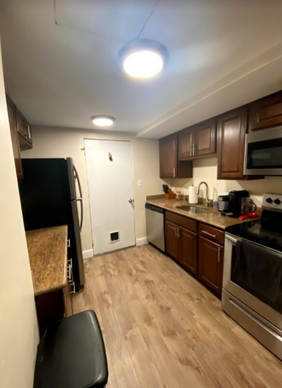 Foto del edificio - 734 Maryland Ave