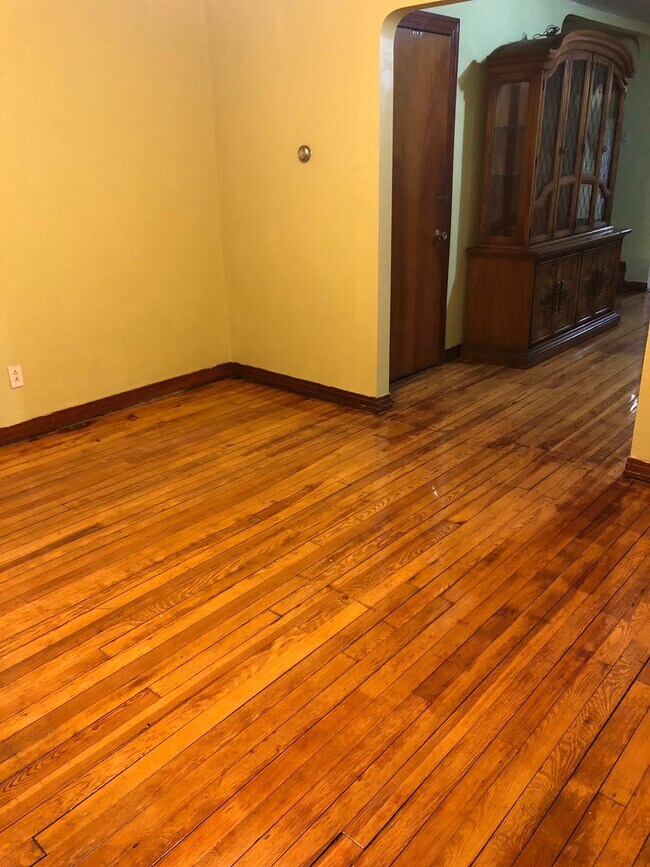 Foto del edificio - 920 N Locust St