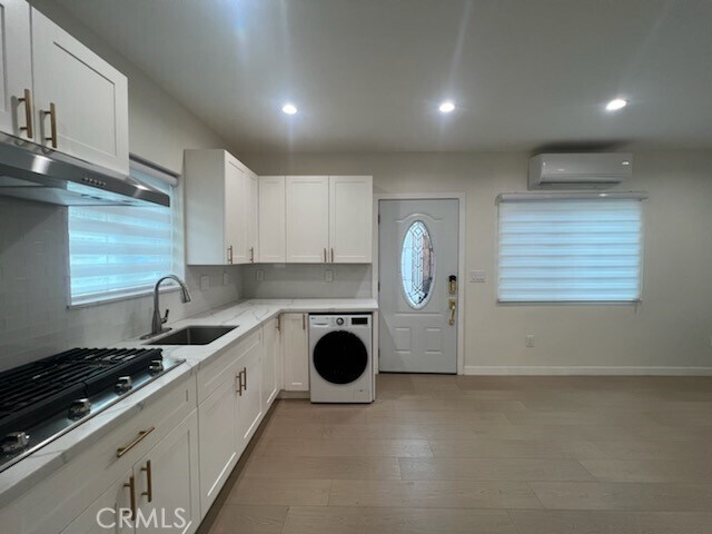 Foto del edificio - 11017 Irma Ave