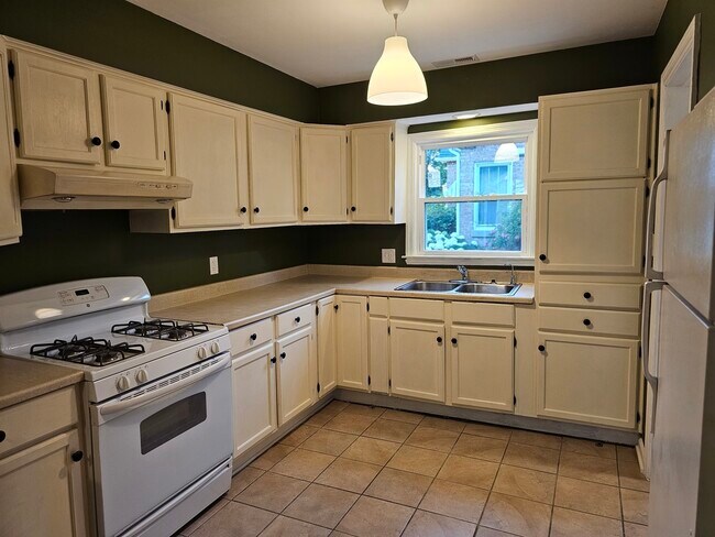 Foto del edificio - 623 Westmoreland Ave