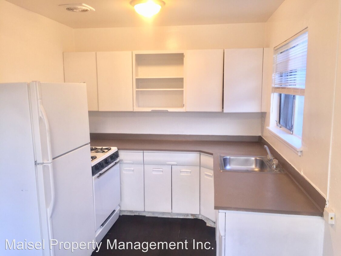 Primary Photo - 2811 Nicol Ave