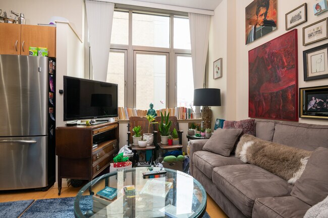 Foto del edificio - 811 4th St NW