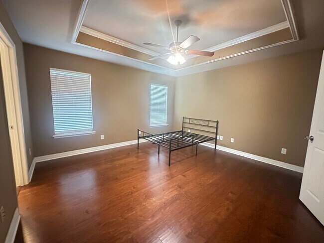 Building Photo - RIVERBROOKE-GATED COMMUNITY NEAR LSUS COLLEGE