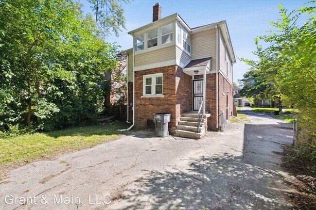 Foto del edificio - 3 br, 1.5 bath House - 14931 Prevost St.