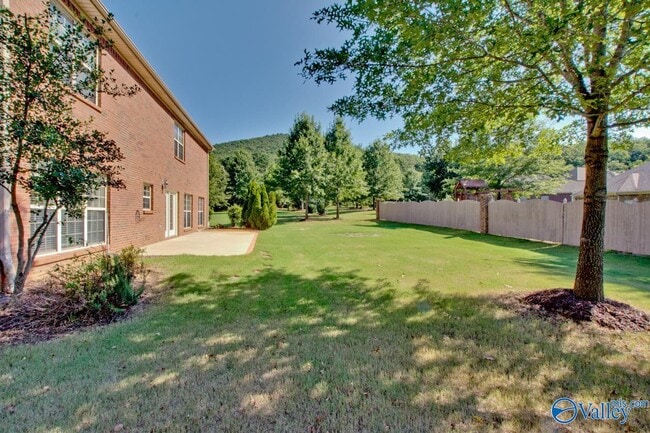 Foto del edificio - 2801 Centerridge Rd SE