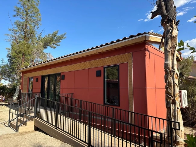 Royal Palms Apartments for Rent with High Ceilings - Cathedral City, CA ...