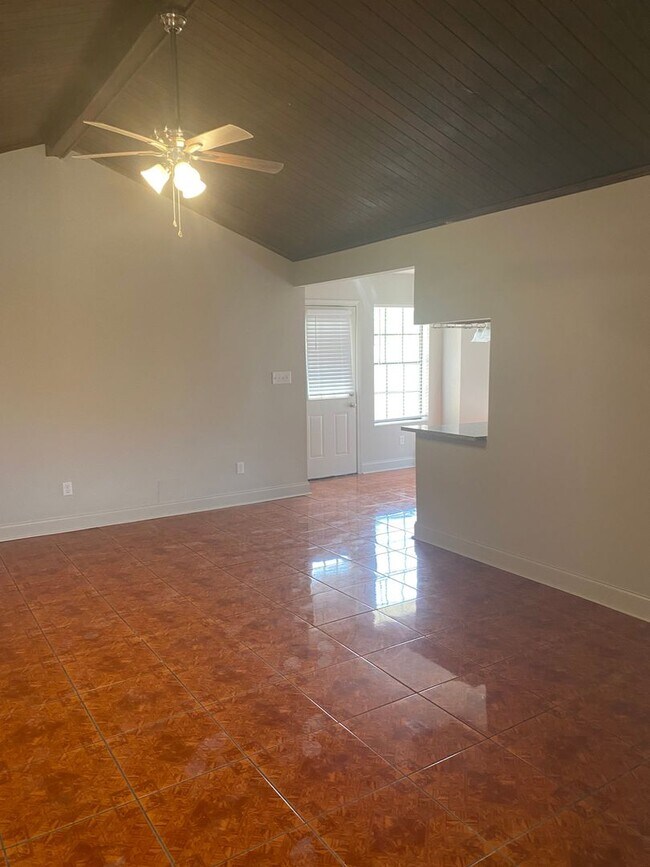 Foto del edificio - Fab New Orleans East Home