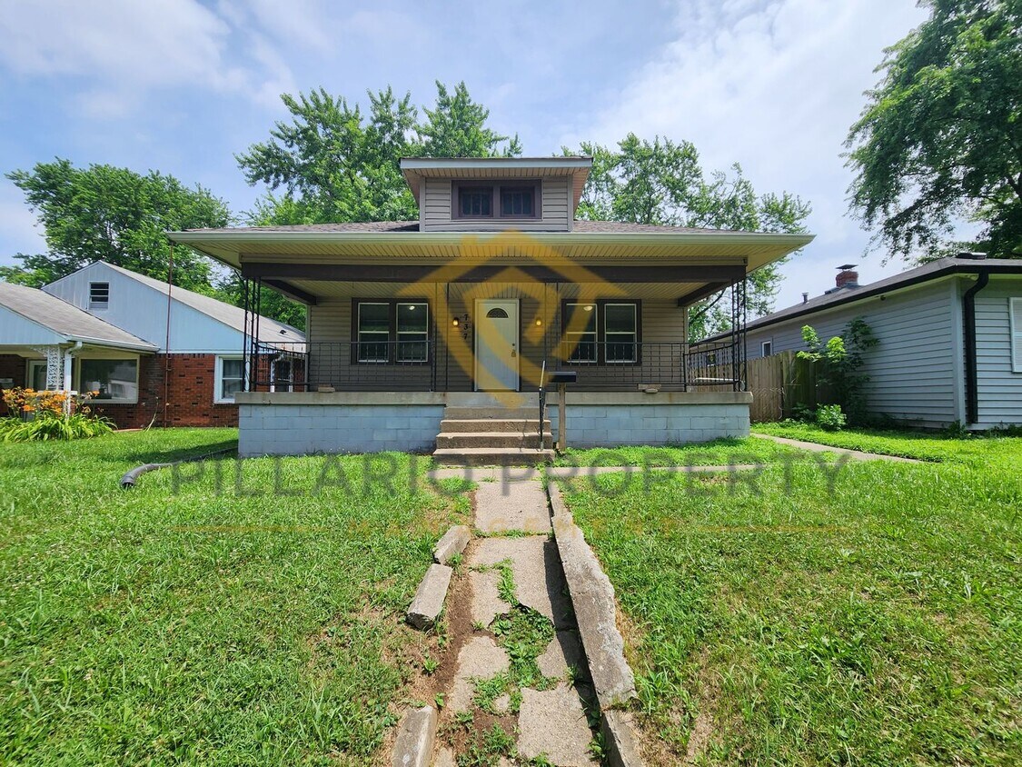 Primary Photo - Newly Renovated, 3 Bedroom, 2 Bathroom Hom...