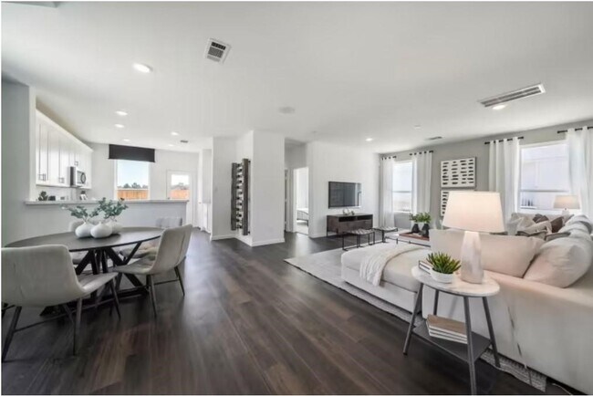 Foto del edificio - 24502 Red Hawthorn Trce