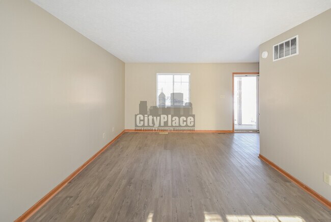 Foto del edificio - 47 Meadow Ct W