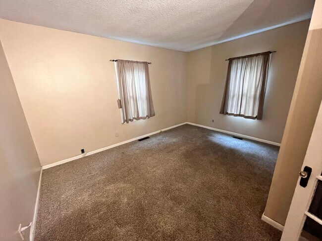 Building Photo - 107 Quincey St